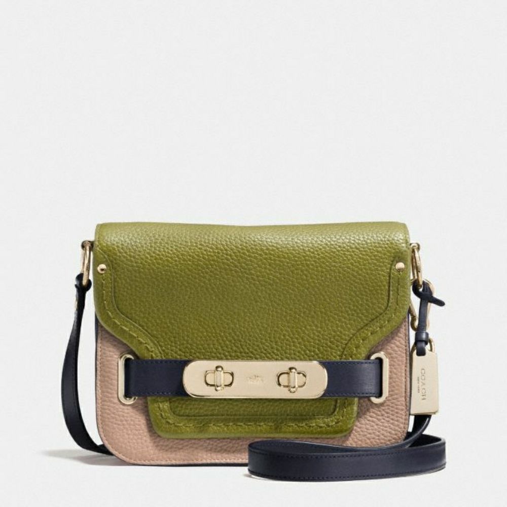 Coach Swagger Shoulder bag EUC